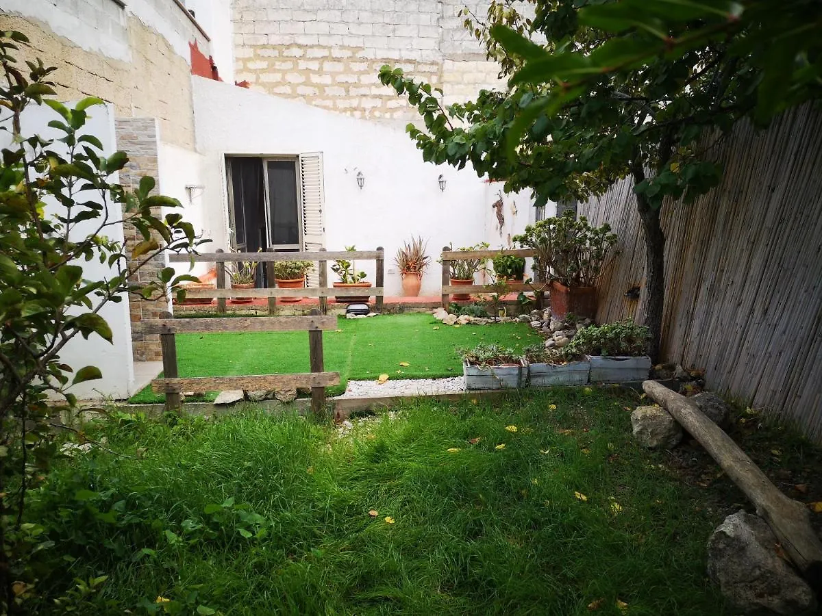 Benennidos Holiday Home Sennori